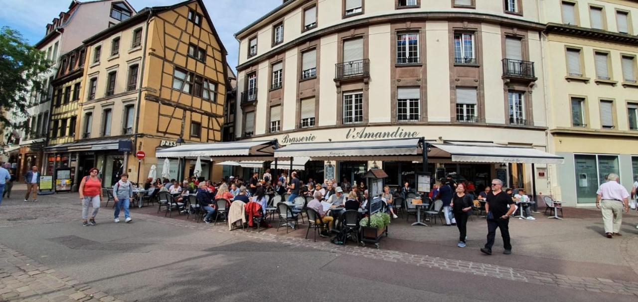 Le Red St Leon : Lit Queen Size * Wifi * Ideal Couple Colmar Ngoại thất bức ảnh